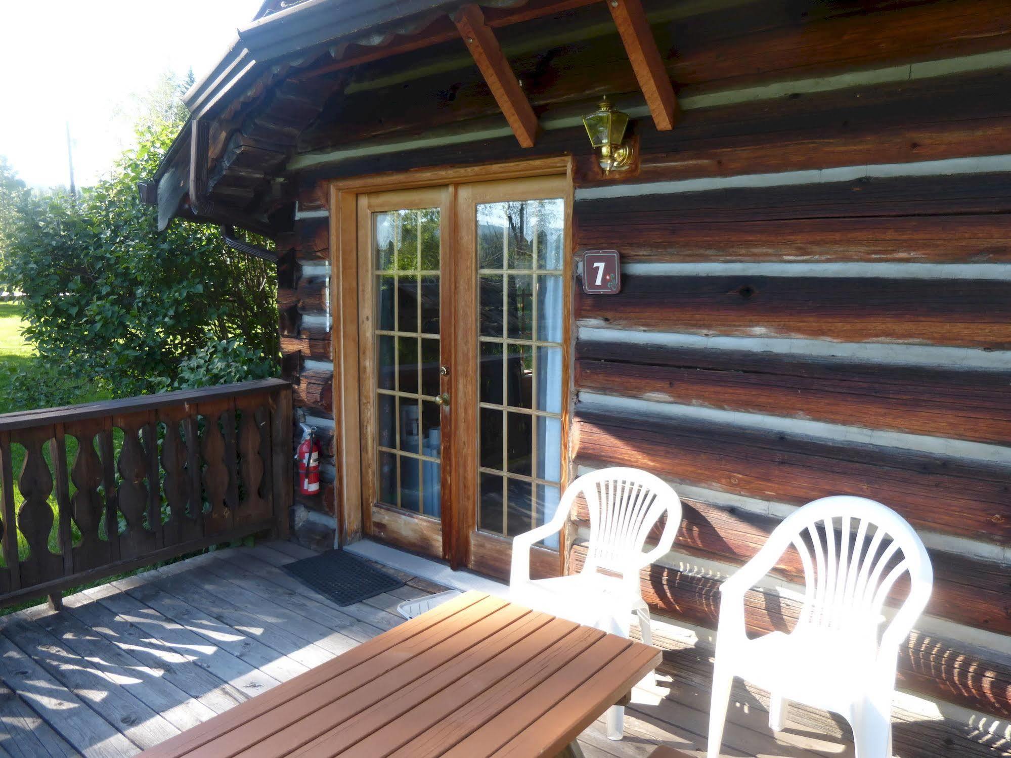 Nakiska Ranch Villa Clearwater Exterior photo