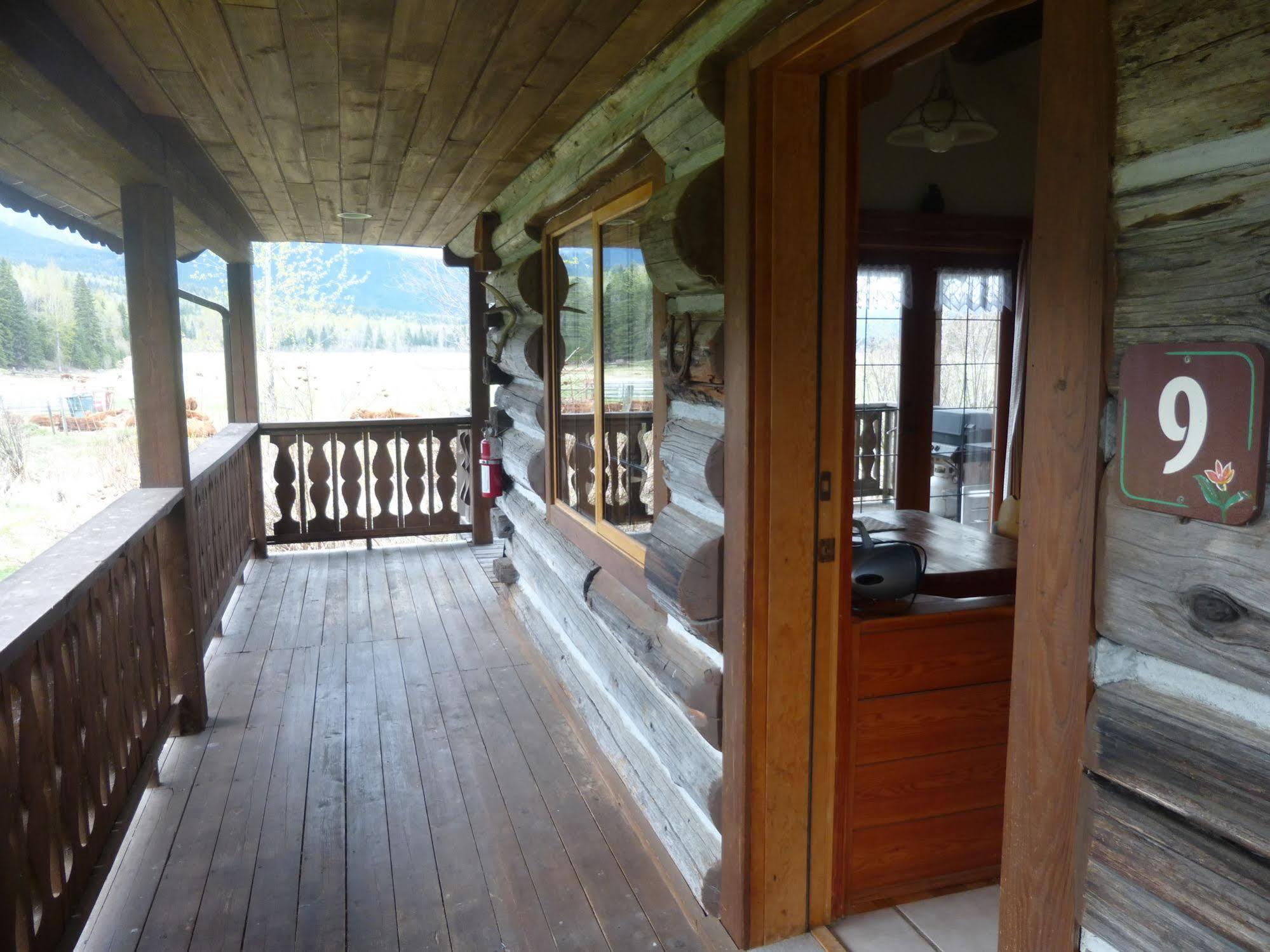 Nakiska Ranch Villa Clearwater Exterior photo